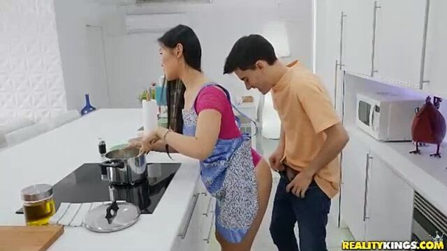 Порнуха №443422 - 2pornuha.com