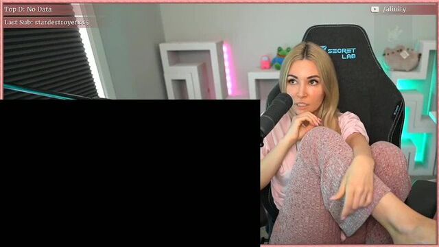 Порнуха №387931 - 2pornuha.com